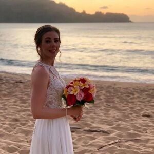 Elegant Lace Wedding Dress